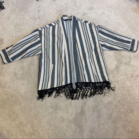 Zara Ecru Fringe Striped Kimono Jacket gray cream Sz M - Picture 8 of 12